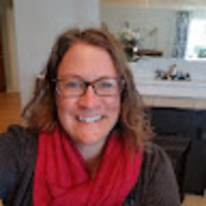 Meet your Posher, Polly